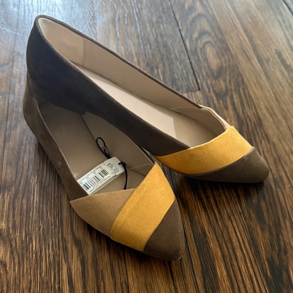 Women’s Brown and Mustard Pointed Toe Flats
